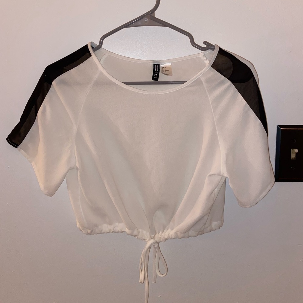 H&M Adjustable Cropped Blouse
